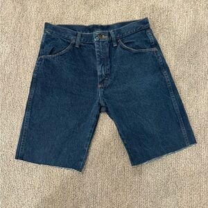 rustler medium dark wash jorts jean shorts size 32